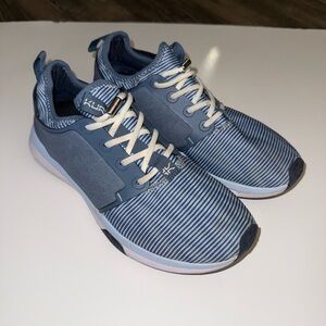 KURU Women's Blue Striped Athletic Shoes
